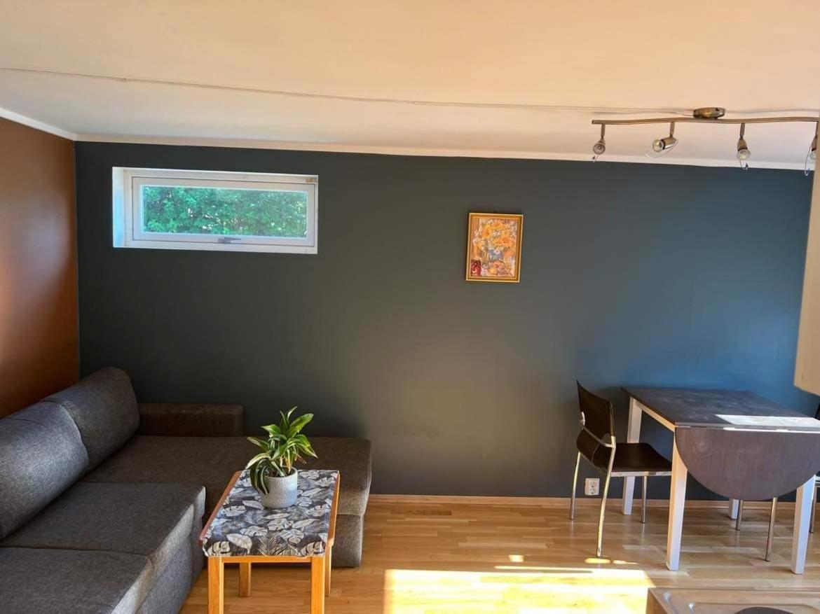 Feelhome Small 1 Bedroom Polar Vegen